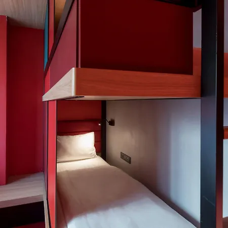 Yooma Urban Tour Eiffel 酒店