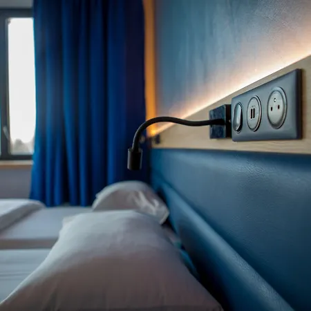 Yooma Urban Tour Eiffel 3*