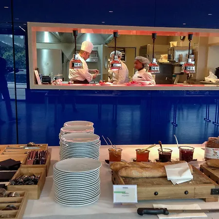 Hotel Yooma Urban Tour Eiffel 3*