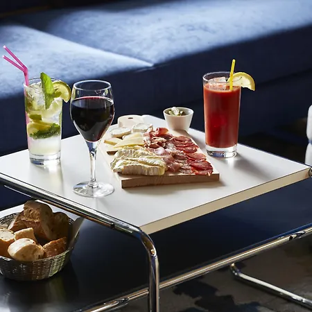 Yooma Urban Tour Eiffel 酒店