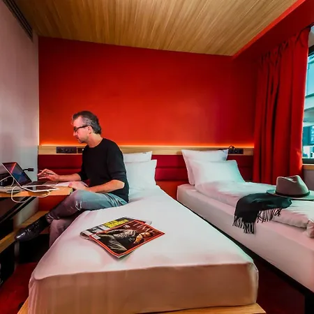 Yooma Urban Tour Eiffel ホテル 3*