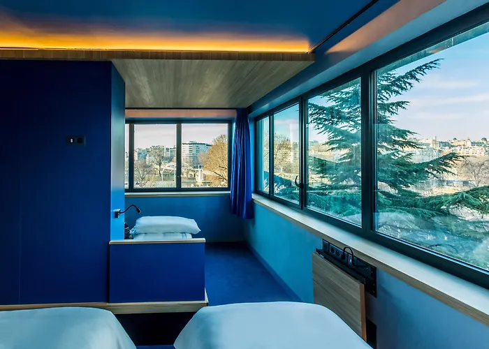 Yooma Urban Tour Eiffel 호텔