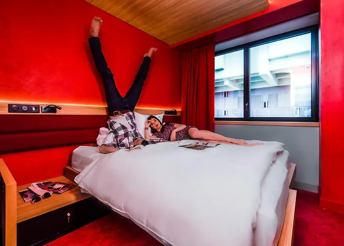 Yooma Urban Tour Eiffel 호텔