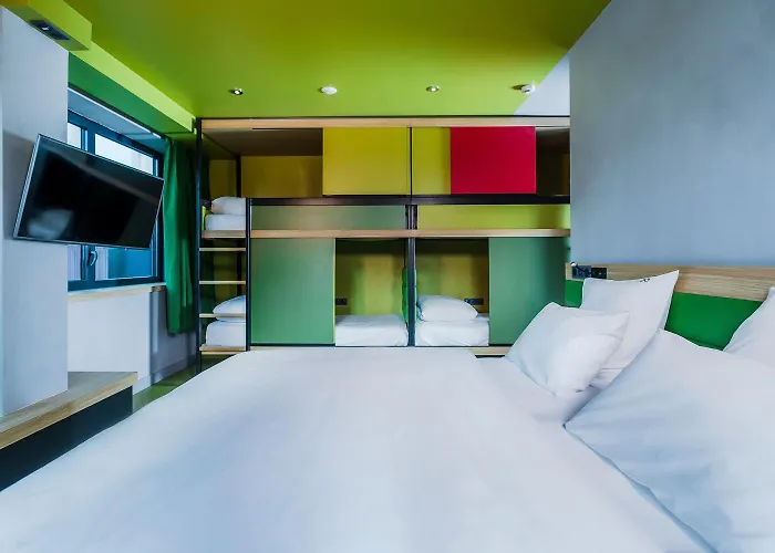 Yooma Urban Tour Eiffel 호텔 3*