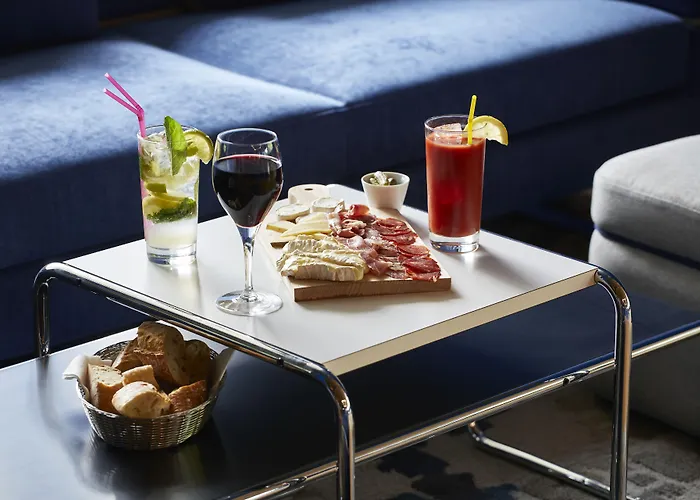 Yooma Urban Tour Eiffel 호텔