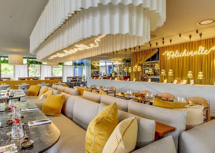 Yooma Urban Tour Eiffel 호텔 3*