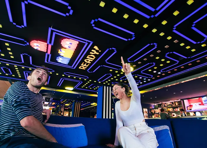 Yooma Urban Tour Eiffel 3*