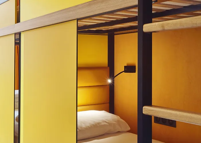 Yooma Urban Tour Eiffel 3* 파리