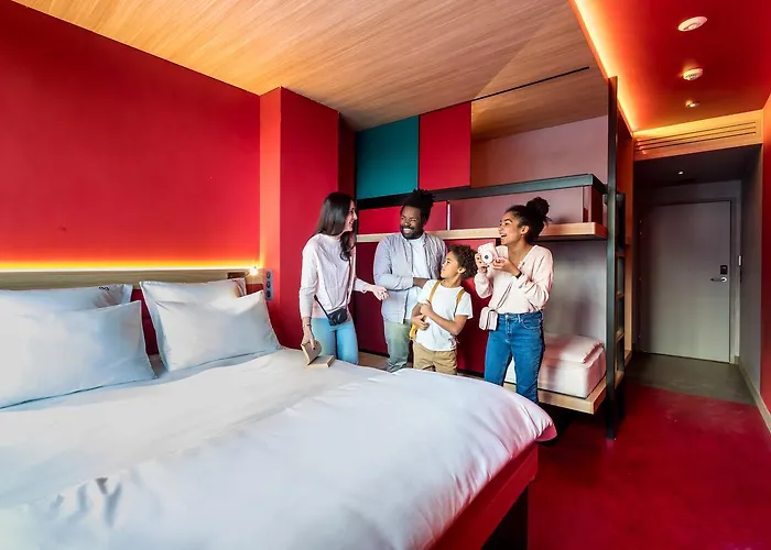 Yooma Urban Tour Eiffel Hotel Paris